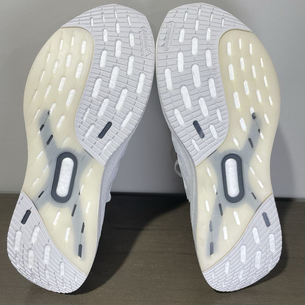Adidas Mens Size 14 Shoes NEW Ultraboost 5 Running Triple White ID8813 - Picture 3 of 10